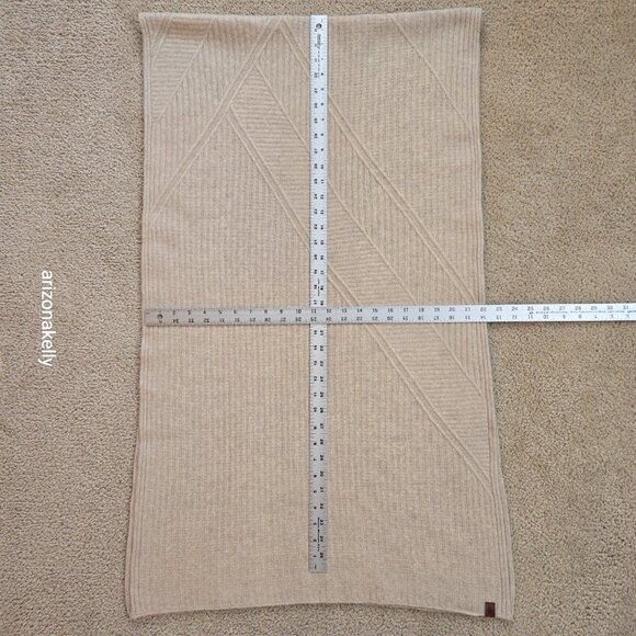 NWOT Aspen Merino Cashmere Scarf Ivory Knit - Picture 11 of 16